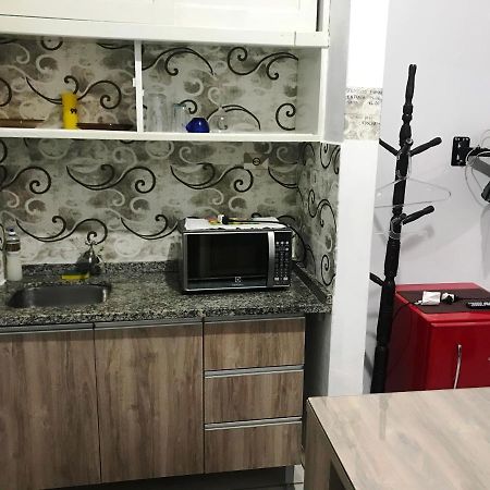 Apartamento reformado em Prédio Residencial Curitiba Exterior foto
